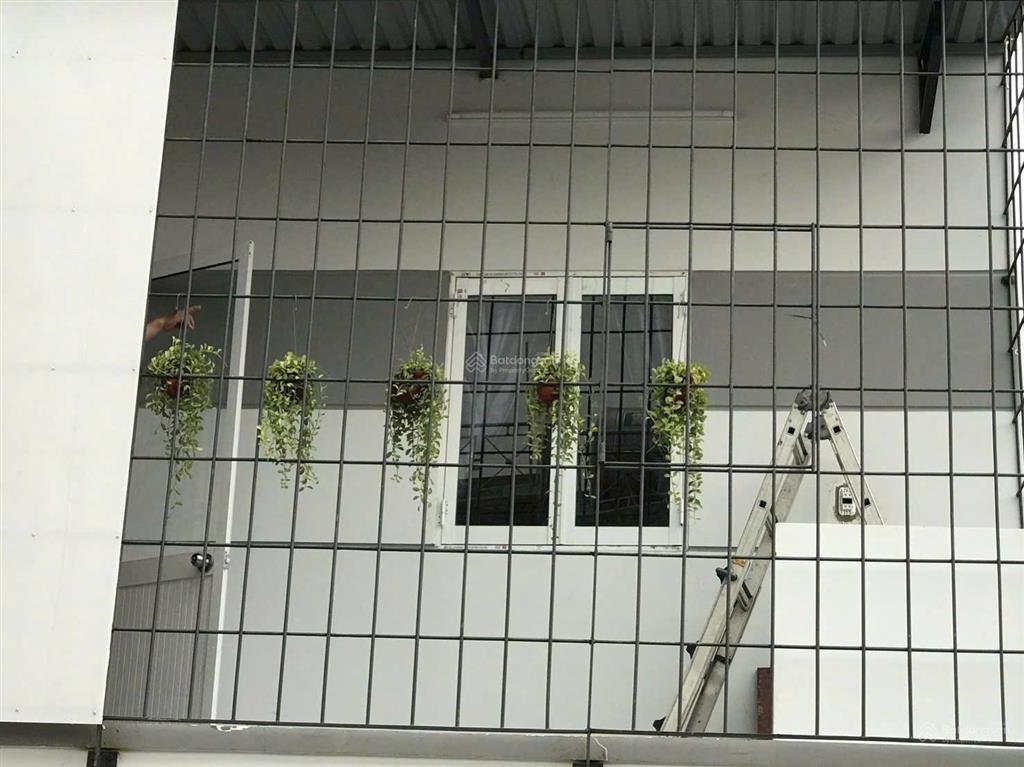 Nhà sổ riêng  không quy hoạch lộ giới không đáng kể  đường số 10 hiệp bình phước