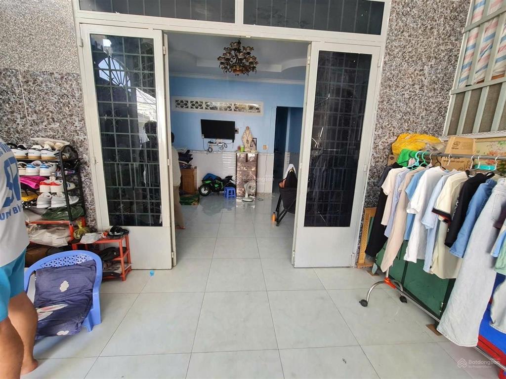 Bán nhà đường 48, hiệp bình chánh  sân rộng để 20 chiếc xe máy
