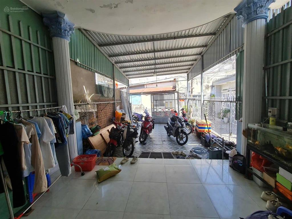 Bán nhà đường 48, hiệp bình chánh  sân rộng để 20 chiếc xe máy