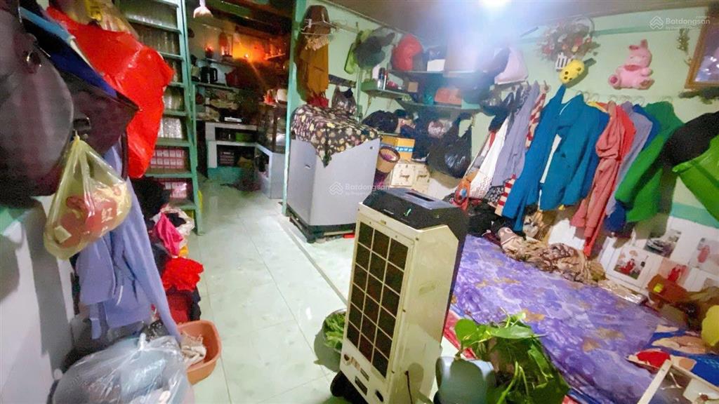 Bán nhà quốc lộ 13 hiệp bình phước  2.3 tỷ sổ riêng hoàn công  ko quy hoạch ko lộ giới