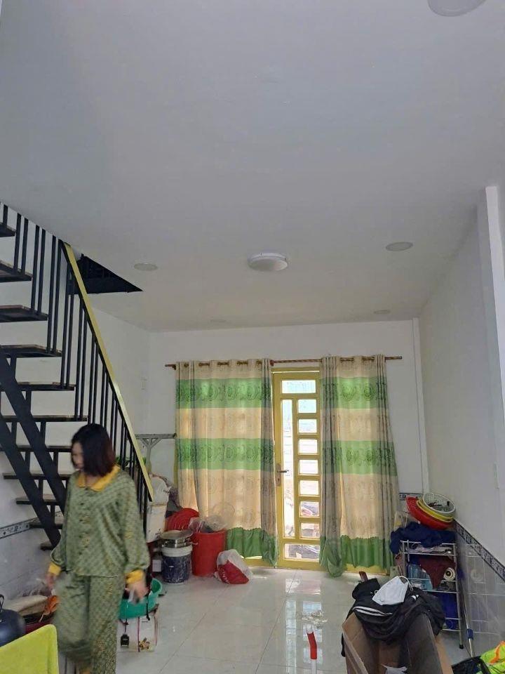 BÁN NHÀ KẾ CHỢ ĐẦU MỐI THỦ ĐỨC, NHÀ ĐÔI 2 CĂN VỪA Ở VỪA CHO THUÊ