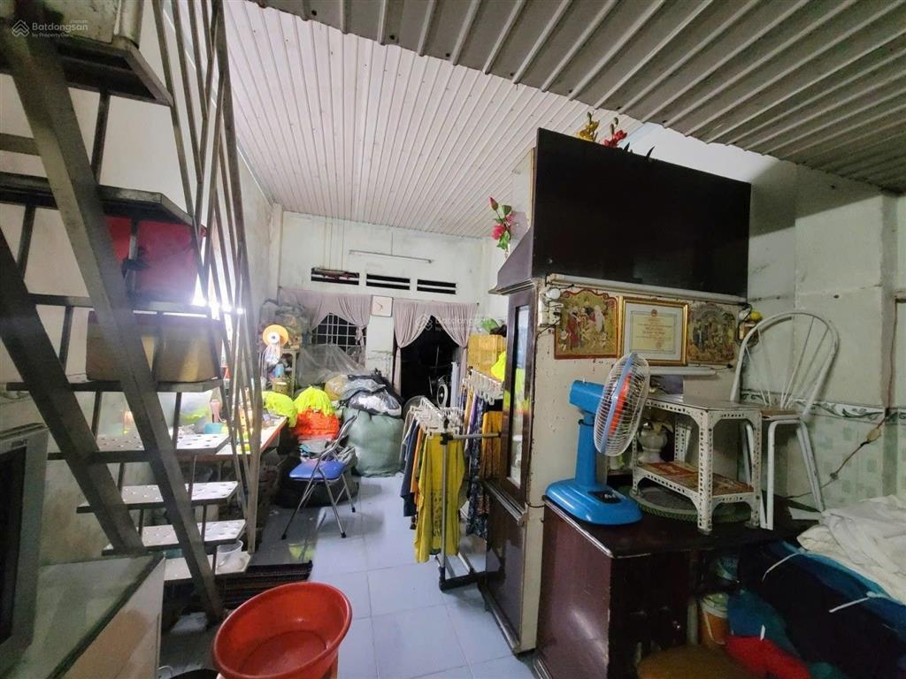 Bán nhà gần giáo xứ tam hà  sổ hoàn công đẹp, vị trí còn đẹp hơn