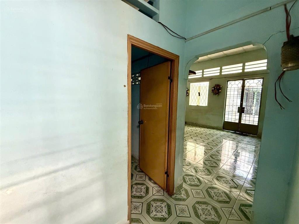 Bán nhà ngay giáo xứ tam hà  diện tích khủng  ko quy hoạch ko lộ giới