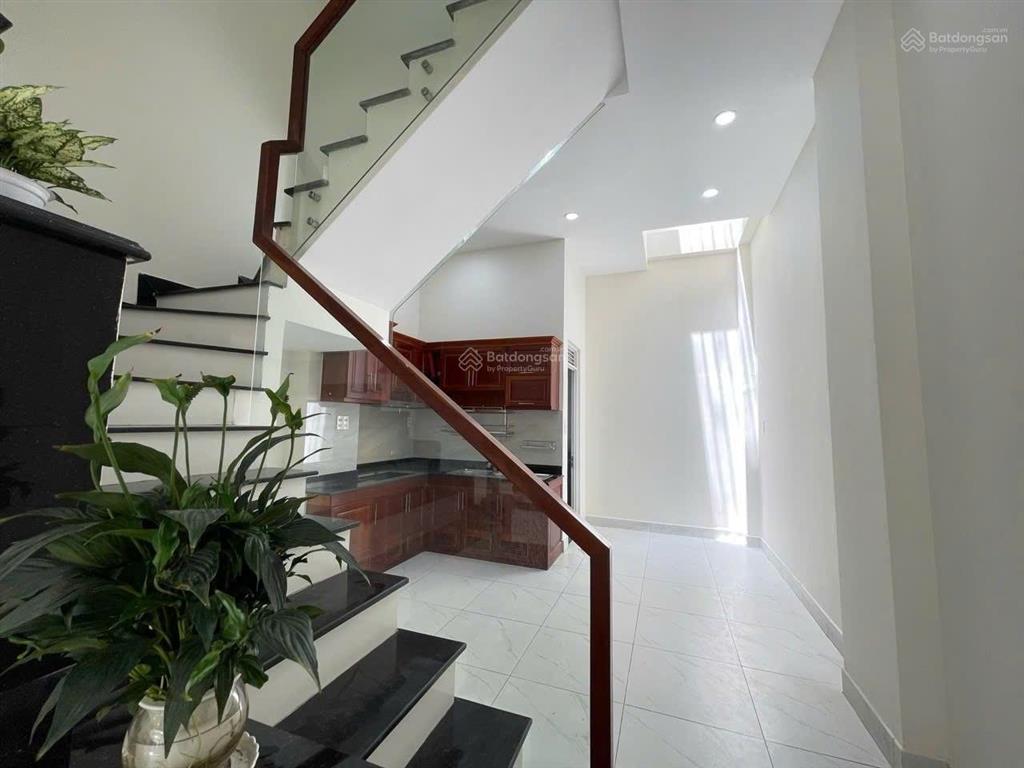 Bán nhà 3 tầng hẻm xe hơi ngô chí quốc  nhà chủ xây tâm huyết, đủ công năng