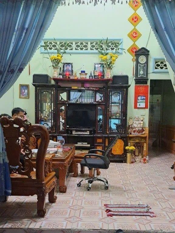 BÁN NHÀ 2 TẦNG PHƯỜNG BÌNH CHIỂU - 102M2 KO QUY HOẠCH - LỘ GIỚI NHỎ XÍU - SÂN RỘNG
