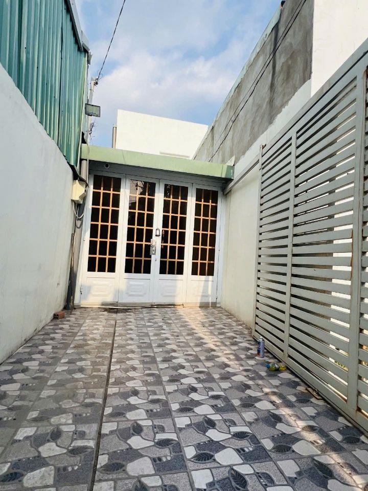 BÁN NHÀ HXH 1/ LINH ĐÔNG - NHÀ 2 MẶT HẺM, CHIA 2 CĂN CÓ DÒNG TIỀN10 TRIỆU