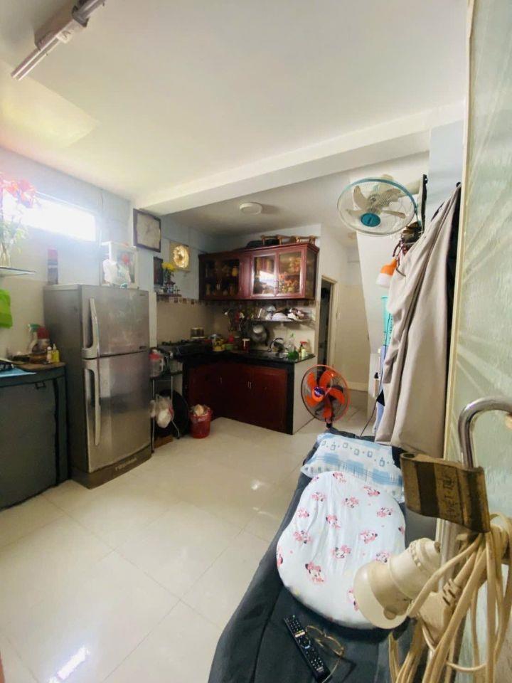 BÁN NHÀ 3 TẦNG ĐÚC THẬT TRƯỜNG THỌ THỦ ĐỨC, TƯƠNG LAI RA MẶT TIỀN ĐỐI DIỆN CÔNG VIÊN