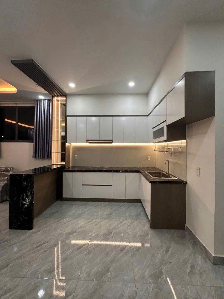 BÁN NHÀ HẺM XE HƠI LINH XUÂN - NHÀ MỚI TINH 90M2 3 PHÒNG NGỦ - SỔ RIÊNG TƯƠNG LAI RA MẶT TIỀN 