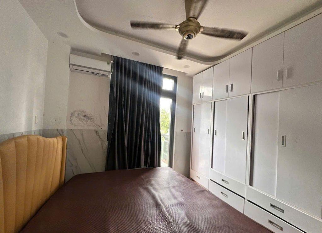 BÁN NHÀ KHU COMPOUND CÓ BẢO VỆ - VIEW RỪNG TRONG LÒNG THÀNH PHỐ