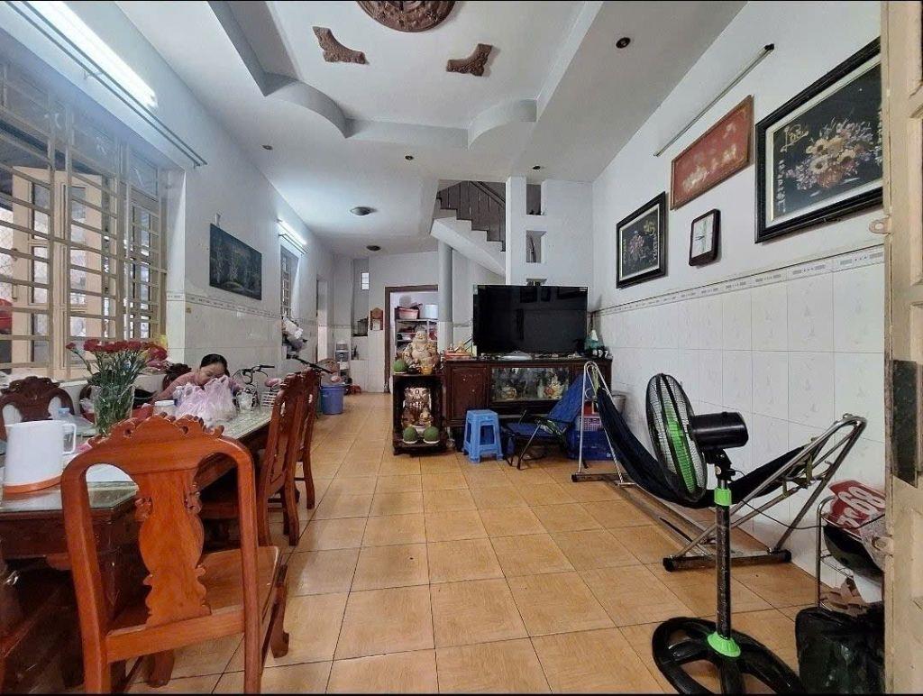 BÁN NHÀ HỒ VĂN TƯ NGAY CHỢ THỦ ĐỨC - 110M2 3 TẦNG - KO QUY HOẠCH LỘ GIỚI NHỎ XÍU