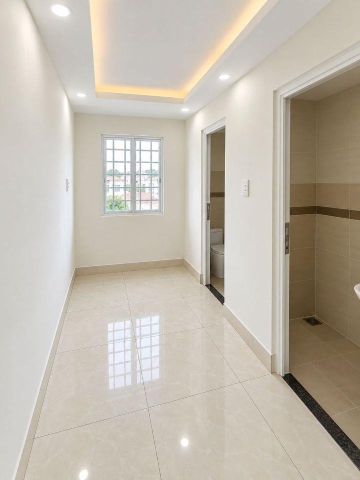 BÁN NHÀ 4 TẦNG MẶT TIỀN PHẠM VĂN ĐỒNG  - VỊ TRÍ KINH DOANH VIP