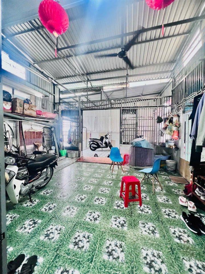 BÁN NHÀ HẺM XE HƠI LINH TRUNG 127M2 SỔ RIÊNG GẦN BỆNH VIỆN VIỆT THẮNG