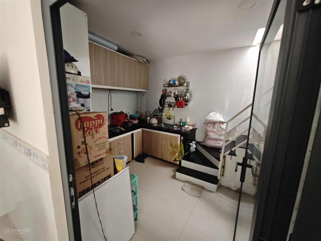 Bán nhà 2 tầng 1/ đường hiệp bình, 31m2, ngang 5m nhà rất đẹp gần phạm văn đồng
