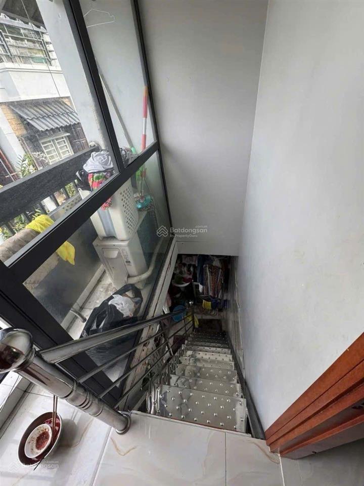 Bán nhà 22m2 3 tầng đường 49 hiệp bình chánh thủ đức giá chỉ 1,5 tỷ