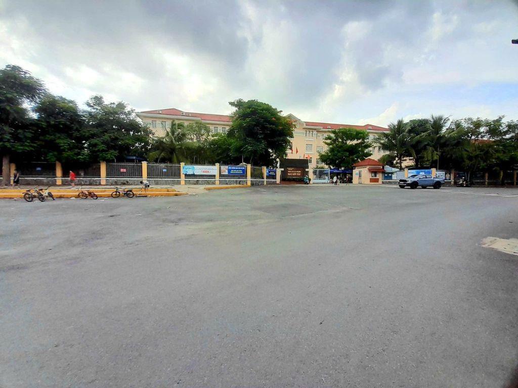 BÁN ĐẤT MẶT TIỀN 91M2 LÔ GÓC ĐƯỜNG SỐ 10 LINH XUÂN CHỈ 6,5 TỶ