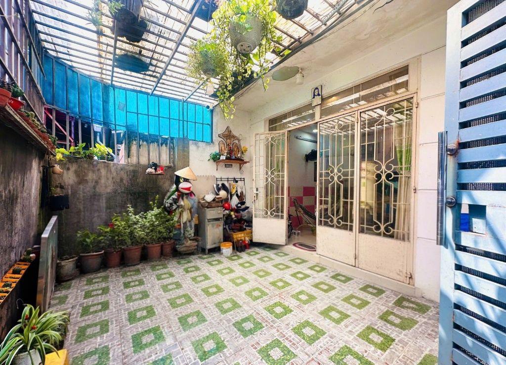 BÁN NHÀ 65M2 2 TẦNG ĐÚC 3 PHÒNG NGỦ THỦ ĐỨC GẦN UBND PHƯỜNG HIỆP BÌNH