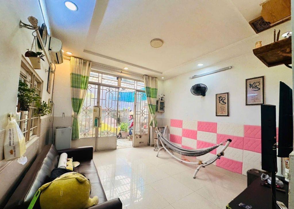 BÁN NHÀ 65M2 2 TẦNG ĐÚC 3 PHÒNG NGỦ THỦ ĐỨC GẦN UBND PHƯỜNG HIỆP BÌNH