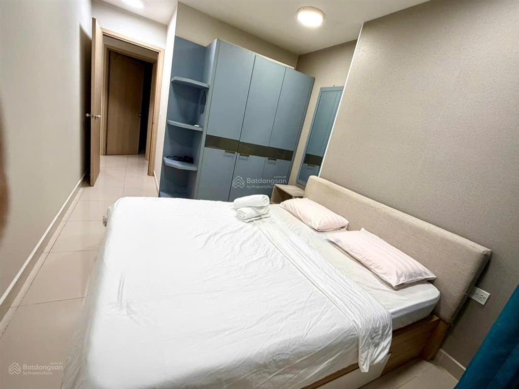 Chính chủ bán gấp căn hộ chung cư sunrise cityview 2p full nội thất quận 7