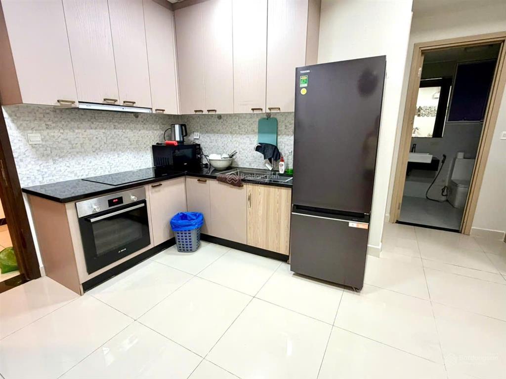 Chính chủ bán gấp căn hộ chung cư sunrise cityview 2p full nội thất quận 7