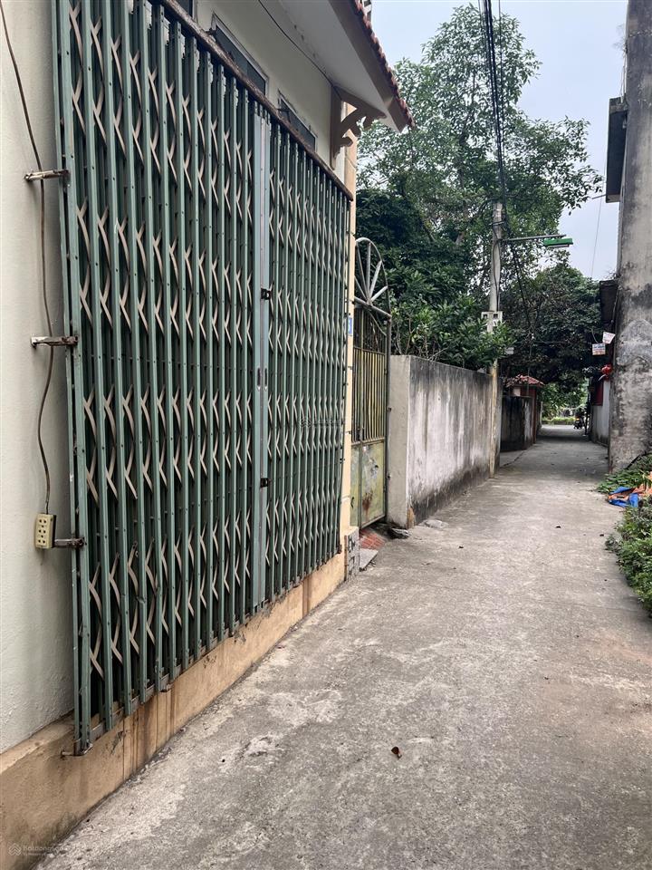 Bán nhà 2 tầng gia lâm gần hồ điều hoà , vị trí thoáng mát
