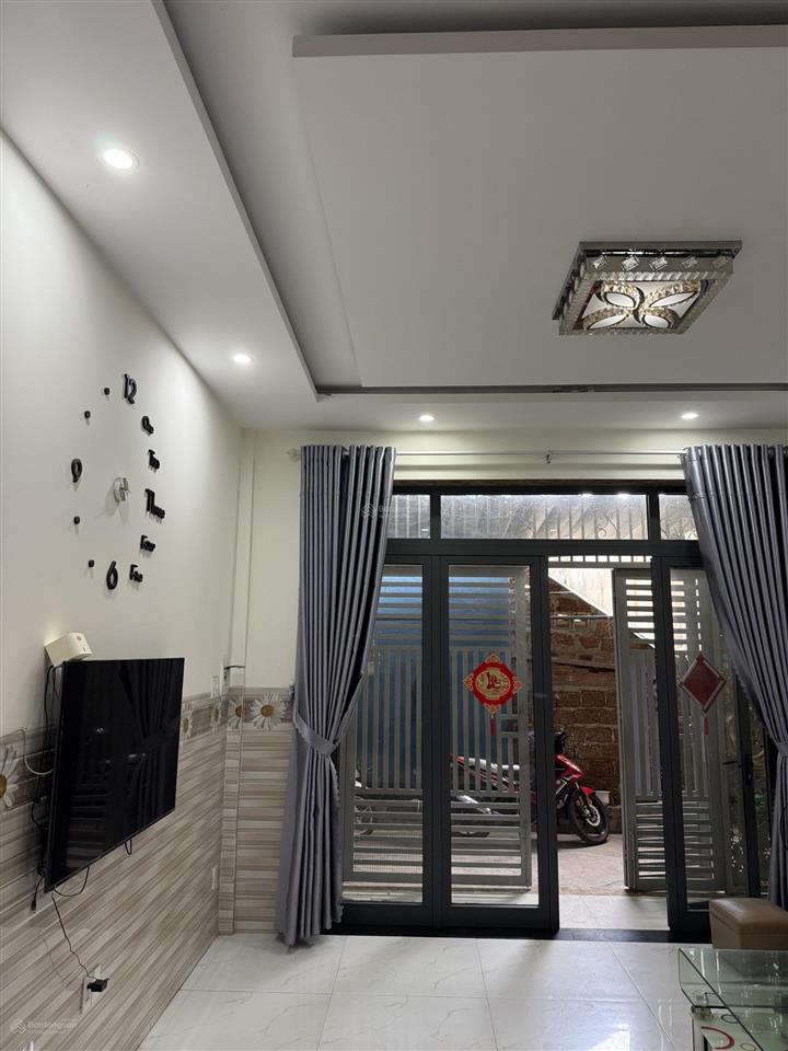Bán nhà 3 tầng  kiên cố  để lại đầy đủ nội thất  ngay trường cấp 3 ngũ hành sơn