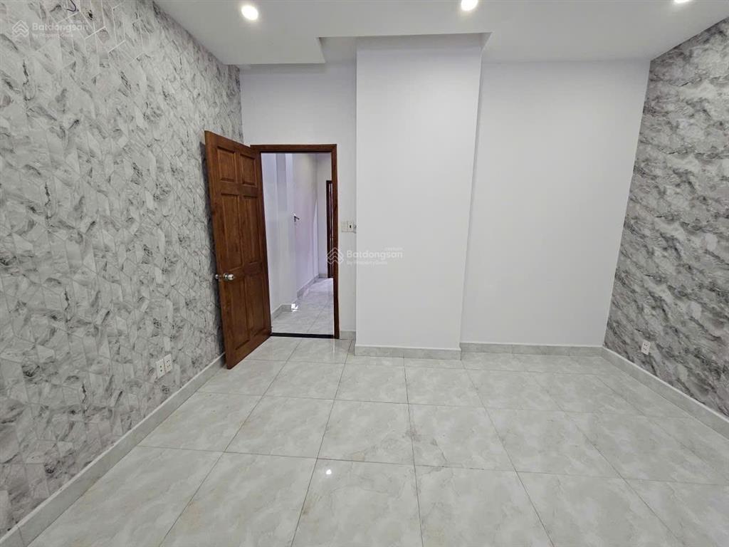 Cho thuê nhà 4pn, 3lầu 70m2, 22 triệu tại 242/ thống nhất, gò vấp, hcm