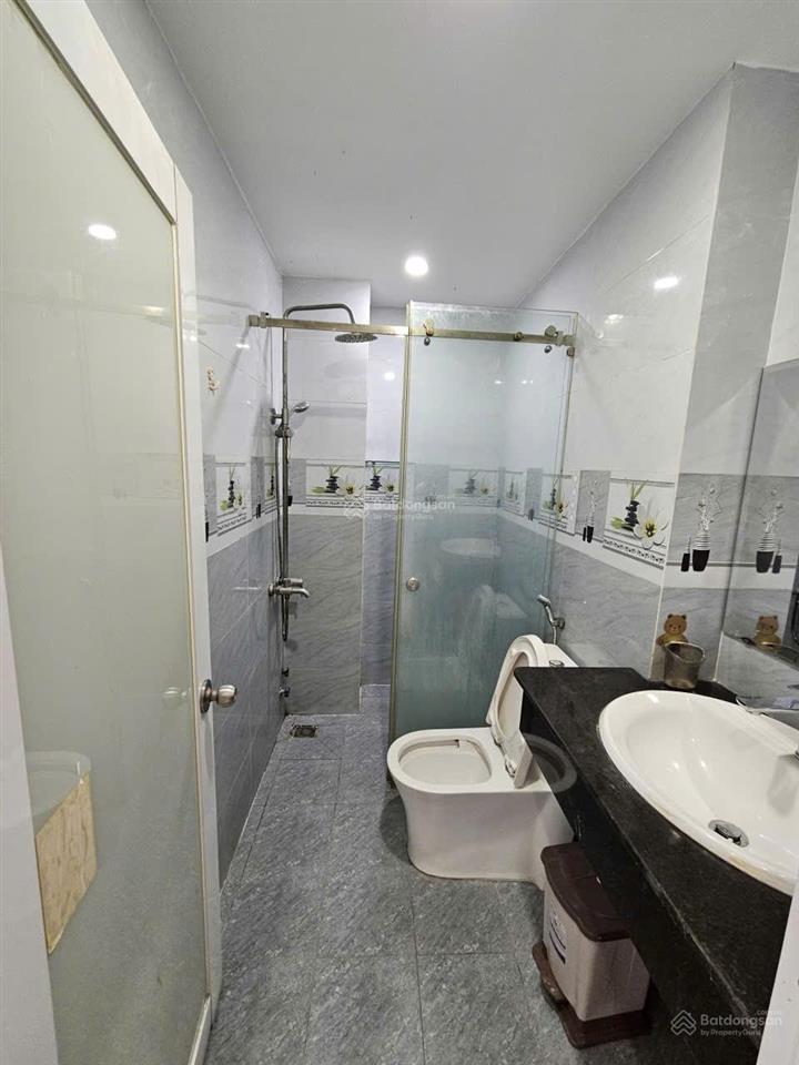 Cho thuê nhà 4pn, 3lầu 70m2, 22 triệu tại 242/ thống nhất, gò vấp, hcm
