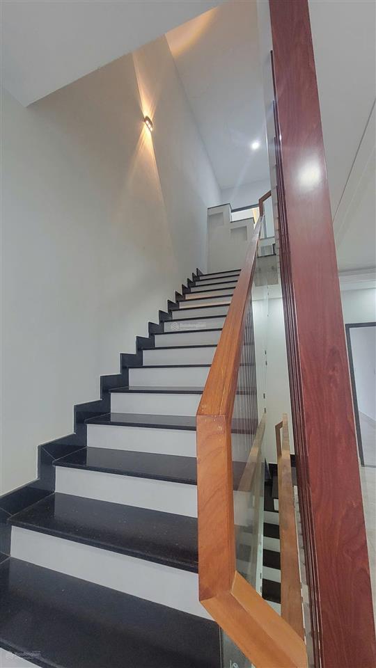 Cho thuê bt 3pn, 100m2, 13 triệu vnd tại kdc tân an