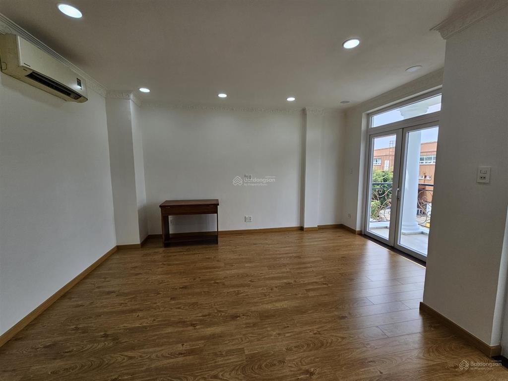 Cho thuê nguyên căn 4pn, 5wc, tại cityland garden hills, 38 triệu, gò vấp