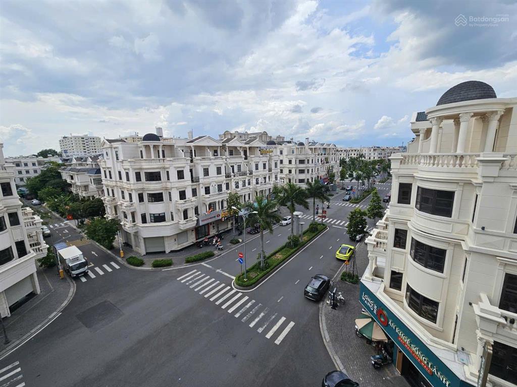 Cho thuê căn góc 2 mặt tiền đường 30m cityland gò vấp 7x20m giá 110tr/th