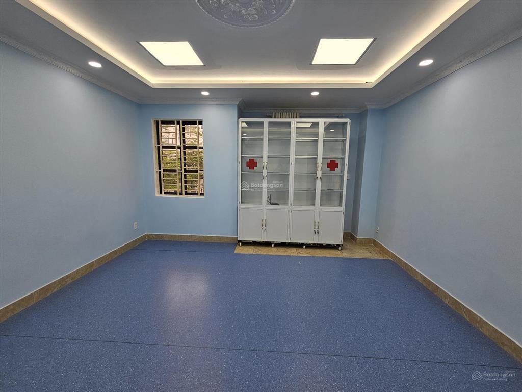 Cho thuê biệt thự đẹp xuất sắc tại cityland park hills, 55 triệu, 5x20 nhà có hầm