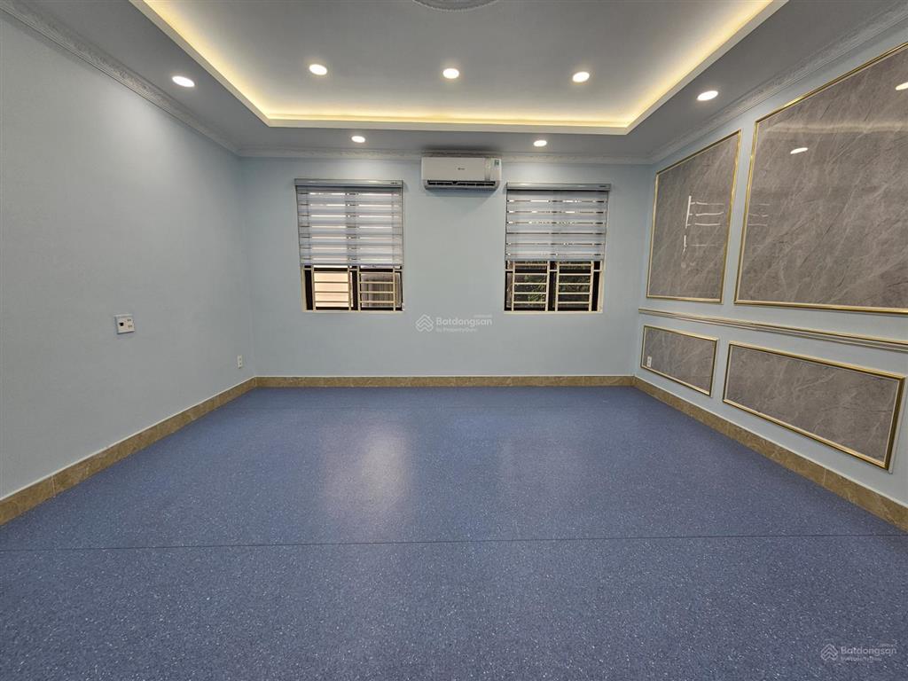 Cho thuê biệt thự đẹp xuất sắc tại cityland park hills, 55 triệu, 5x20 nhà có hầm