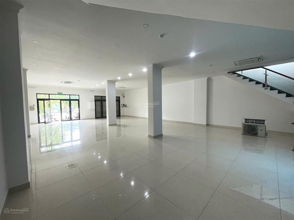 Cho thuê nhà mặt tiền nguyễn văn lượng cityland gò vấp 10x20 5 tầng