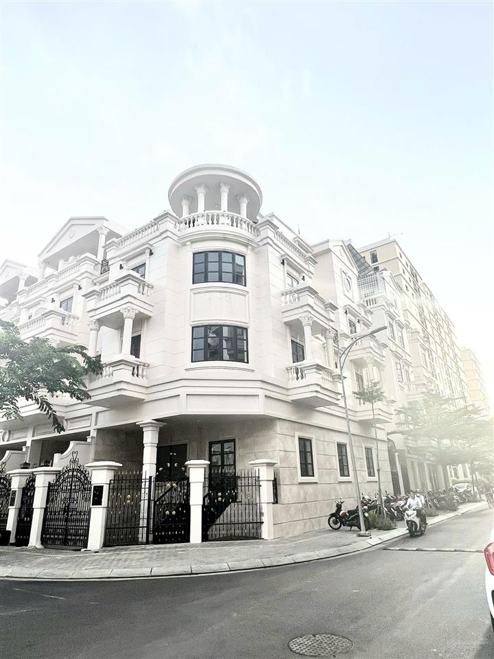 Cho thuê bt cityland park hills, căn góc 2 mặt tiền 75 triệu, 140m2, 5 tầng, mặt tiền 7m
