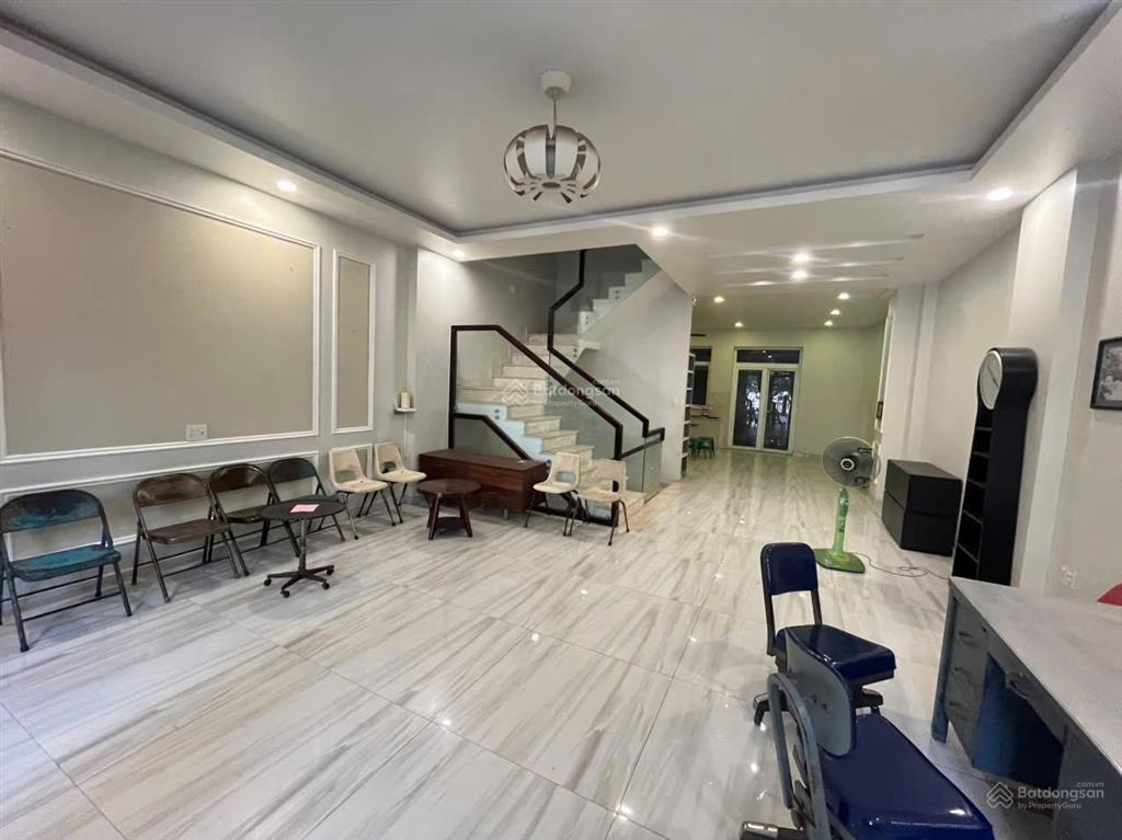 Cho thuê nguyên căn cityland garden 6x21 giá 50tr