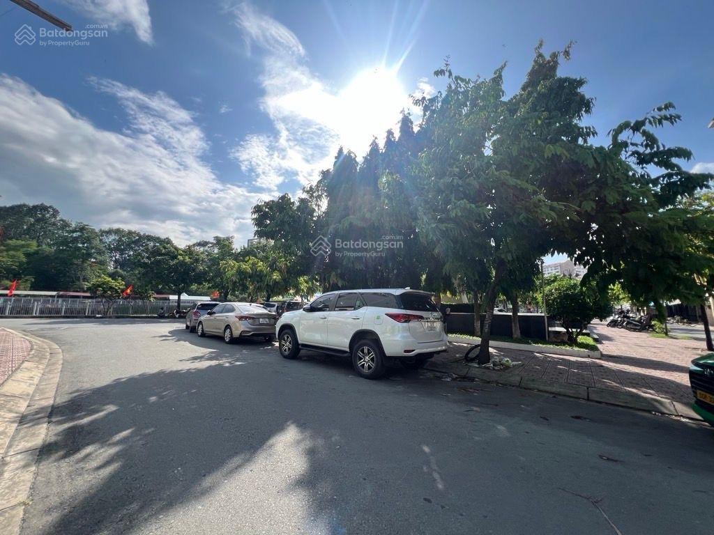 Bán nhà nguyễn ngọc phương bình thạnh  2 mặt tiền đường kinh doanh tiện xây mới 80ngang 4m.