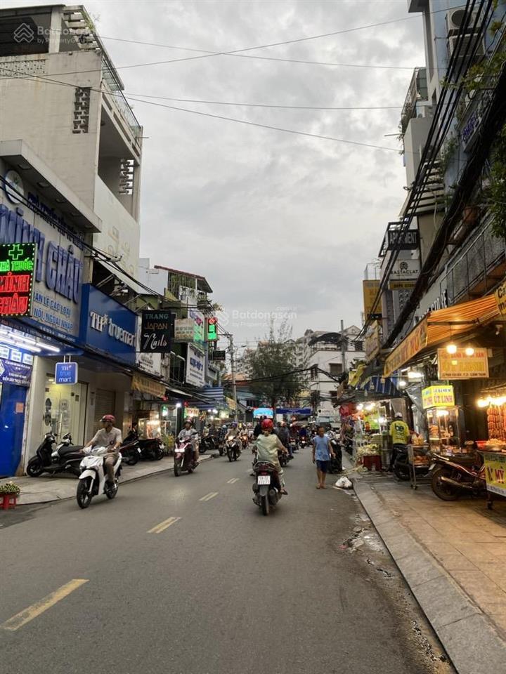 Cần bán gấp nhà mặt phố huỳnh mẫn đạt  bình thạnh . 80m ngang 4.2m giá nhỉnh 22 tỷ.