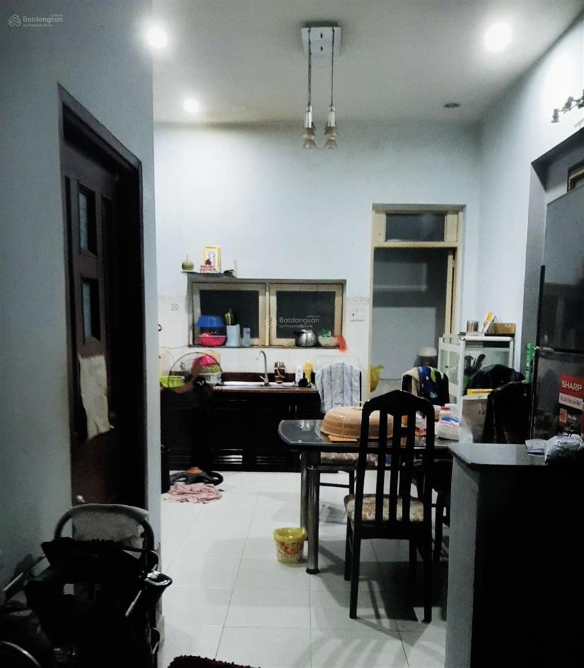 Nguyễn cửu vân 55m 5,3x11m giá 8,6 tỷ.
hàng hiếm giáp quận 1  hẻm kinh doanh thông  hẻm xe hơi.