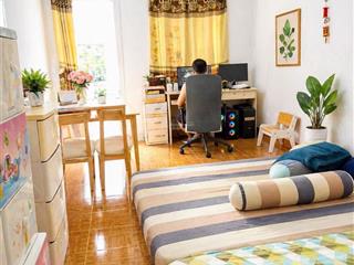 Hẻm ô tô  2 tầng  50m2  giá nhỉnh 6 tỷ  bùi đình tuý p12 bình thạnh  gần mặt tiền.