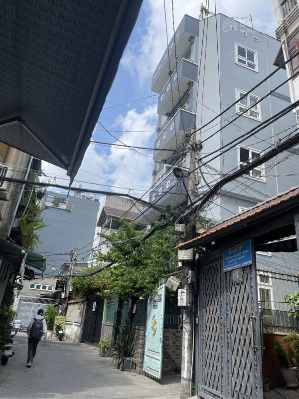 Nhà hiếm bán khu d5 , nguyễn gia trí 130m ngang 5m hẻm ô tô tránh , tiệnn xây mới, khu được xây cao