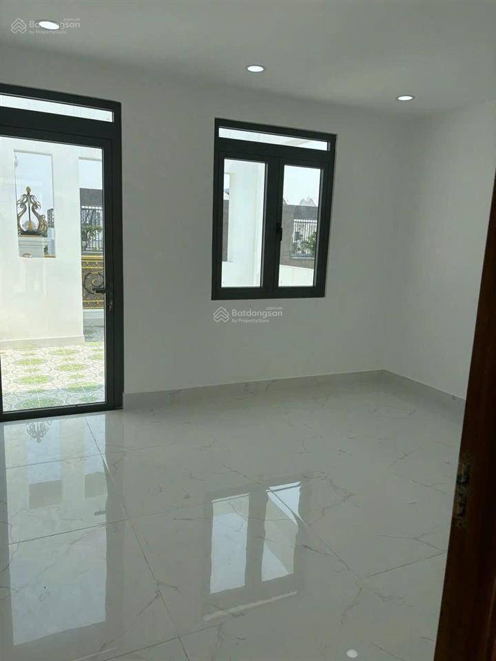 6,99 tỷ chính chủ cần bán nhà phố 5 tầng  tân cổ điển  đường 7m