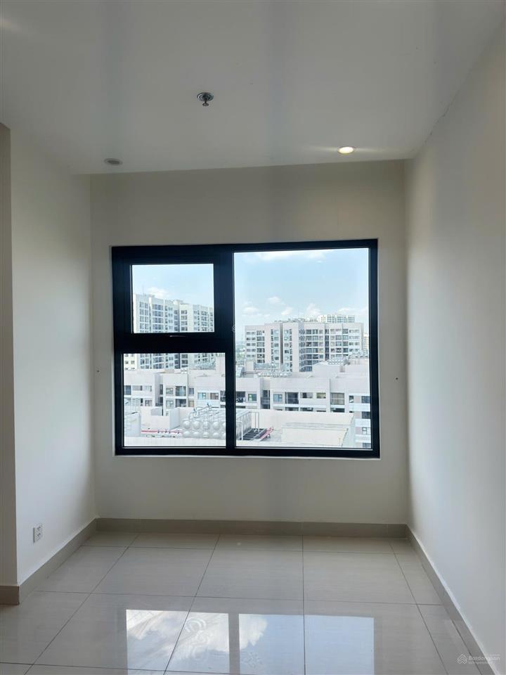 Bán căn góc 2pn+1 vinhomes grand park, 70m², tầng cao, view đẹp, nhà mới