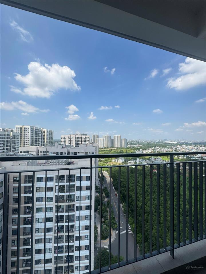 Bán căn góc 2pn+1 vinhomes grand park, 70m², tầng cao, view đẹp, nhà mới