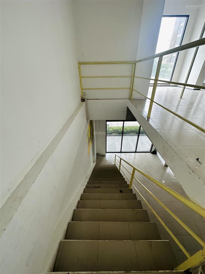 Chính chủ cho thuê shophouse panorama vị trí góc dt 166m2 1 trệt 1 lầu, đkkd đa dạng ngành nghề