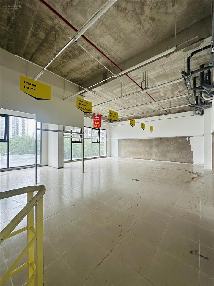 Chính chủ cho thuê shophouse panorama vị trí góc dt 166m2 1 trệt 1 lầu, đkkd đa dạng ngành nghề