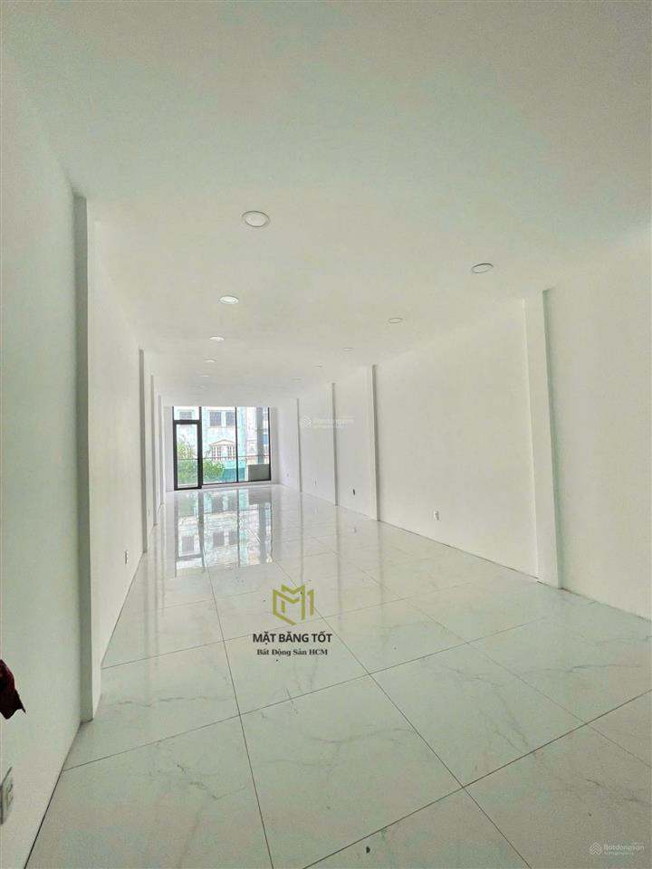 Chuyển đổi mục đích sử dụng cần bán gấp nhà mặt tiền sư vạn hạnh  33 tỷ