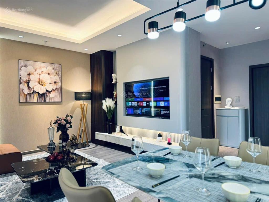 (giá tốt) tôi cần bán căn hộ 115m2 3n, toà flc 265 cầu giấy, sẵn sổ đỏ, full nội thất, ở được luôn