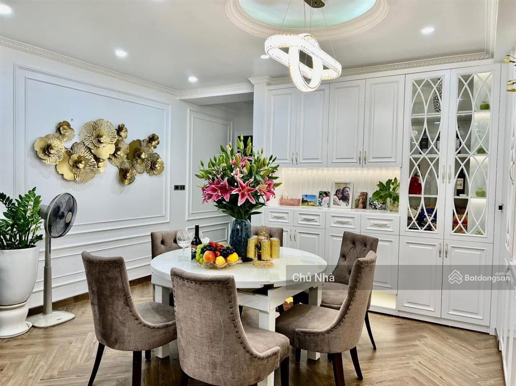 Chính chủ cần bán căn hộ 90m2 3pn, the terra an hưng, sẵn sổ, full nội thất cao cấp, view siêu chất