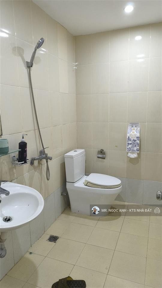 Bán chung cư ngoại giao đoàn, cạnh star lake, vị trí đẹp, view hồ tây 83.5 m2 chỉ 8.9 tỷ