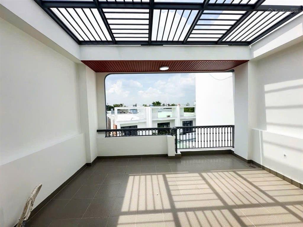 Bán nhà 1 trệt 2 lầu khu tái định cư bửu hòa mới giá 5 tỷ 279tr